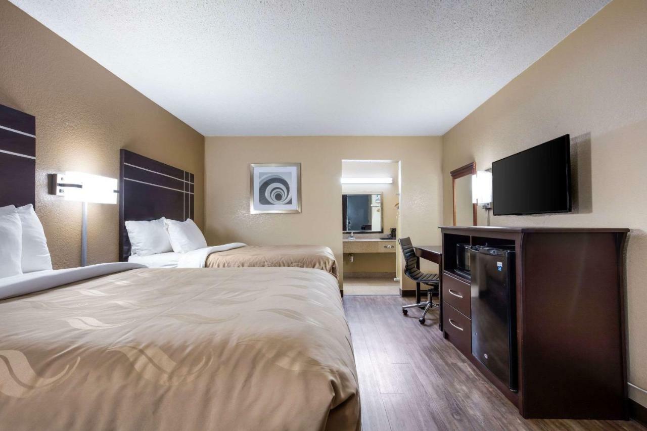 Quality Inn Starkville Zewnętrze zdjęcie
